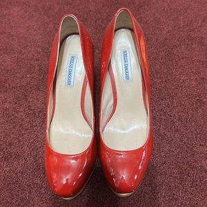 Women’s Red Patent Leather pump